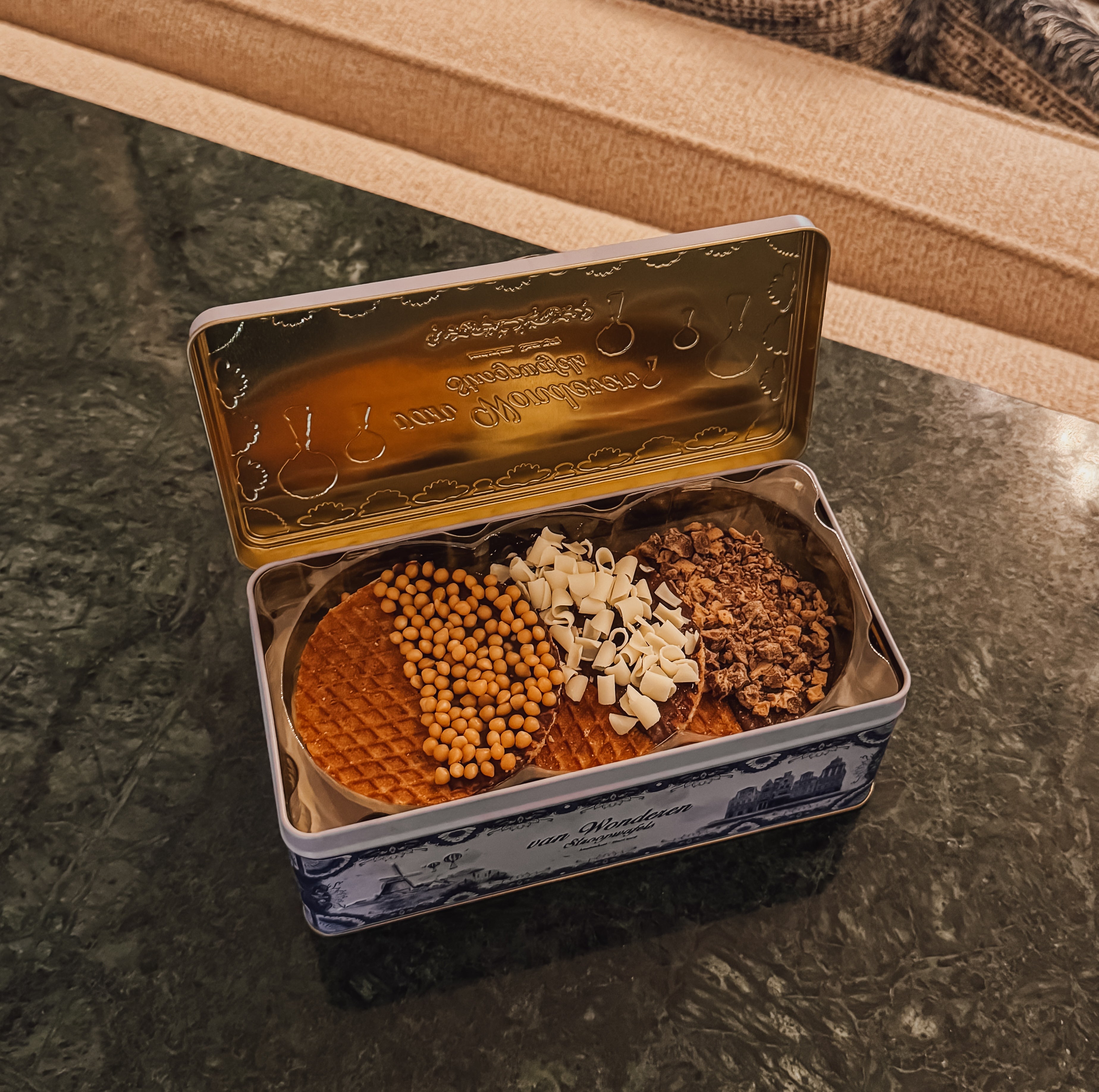 Delfts Blue Topping Tin - 6 pcs